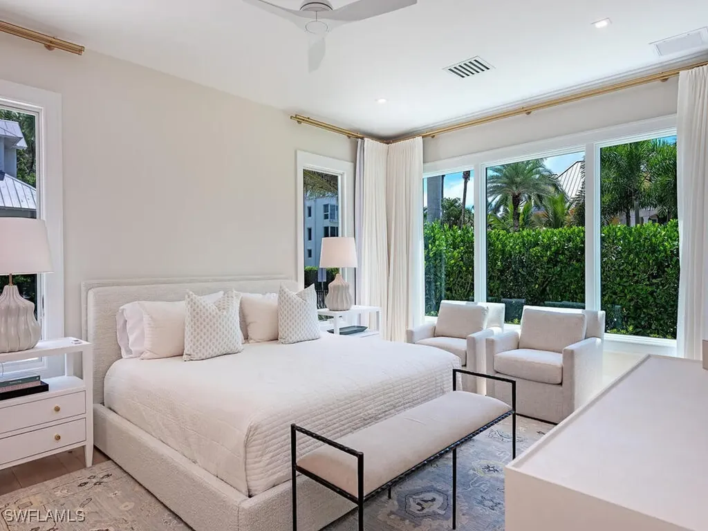 55 13th Avenue S Naples FL 34102