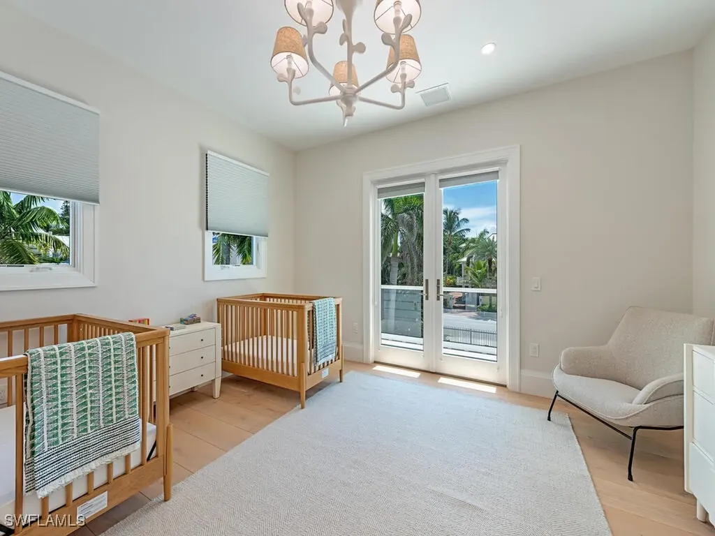 55 13th Avenue S Naples FL 34102