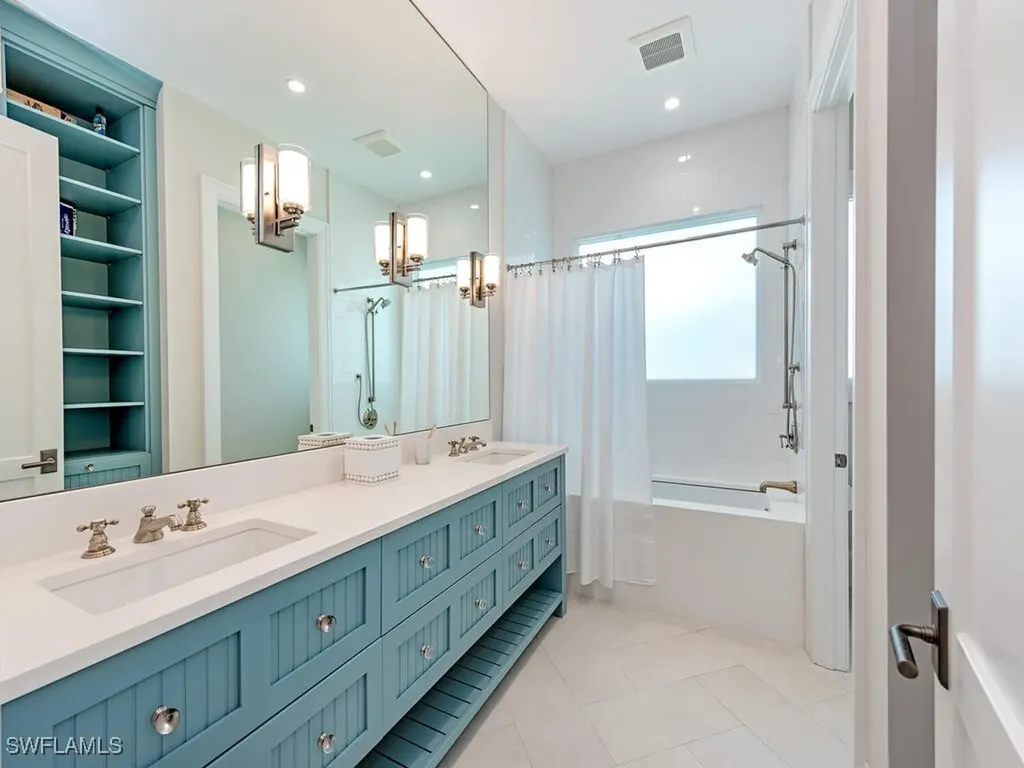 55 13th Avenue S Naples FL 34102