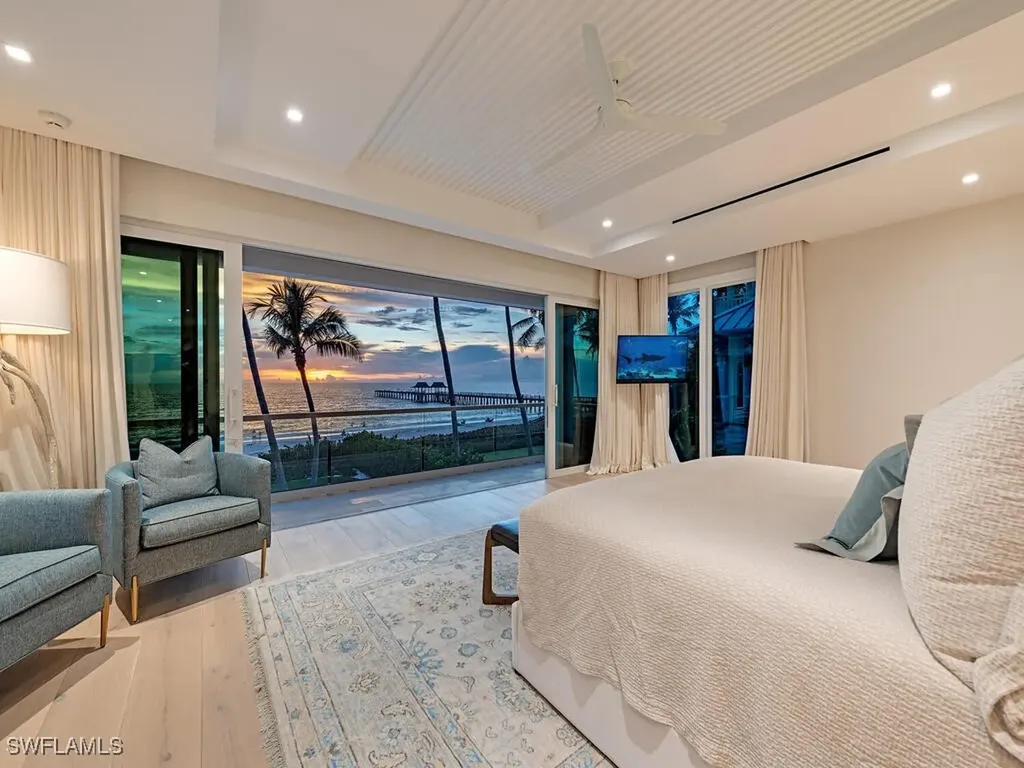 55 13th Avenue S Naples FL 34102