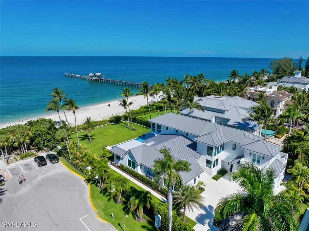 55 13th Avenue S Naples FL 34102