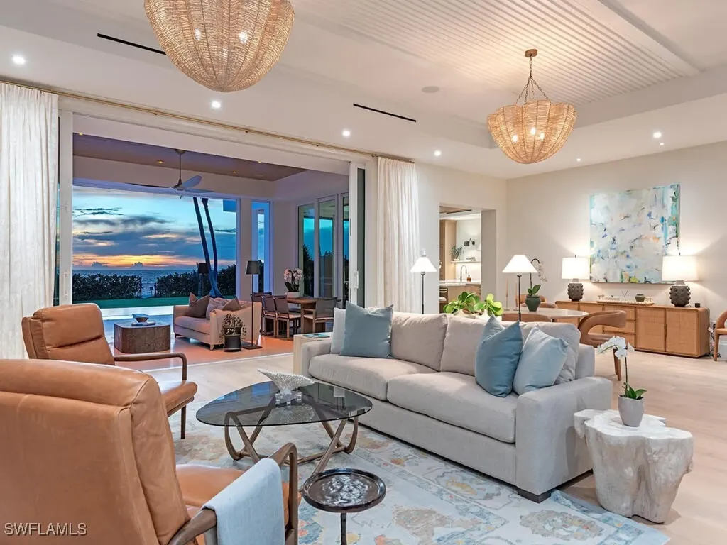 55 13th Avenue S Naples FL 34102