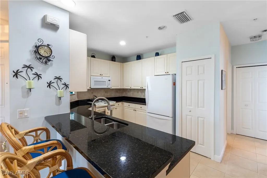 1405 Sweetwater Cove Naples FL 34110