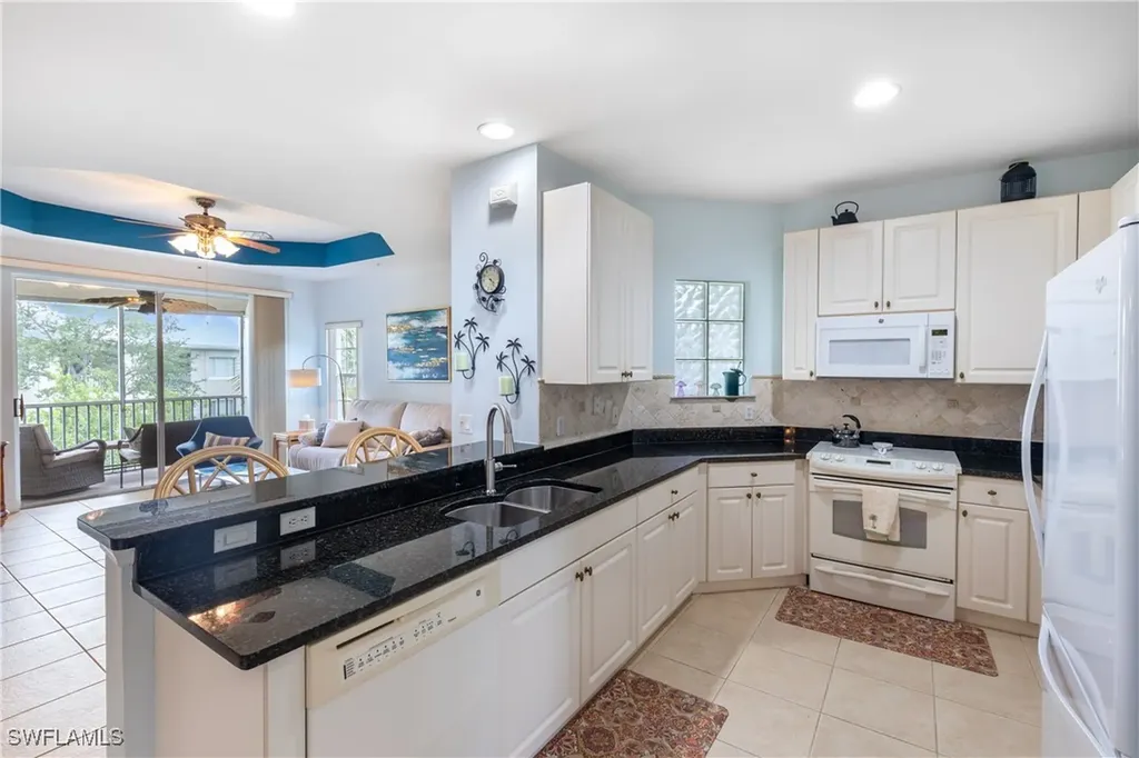 1405 Sweetwater Cove Naples FL 34110