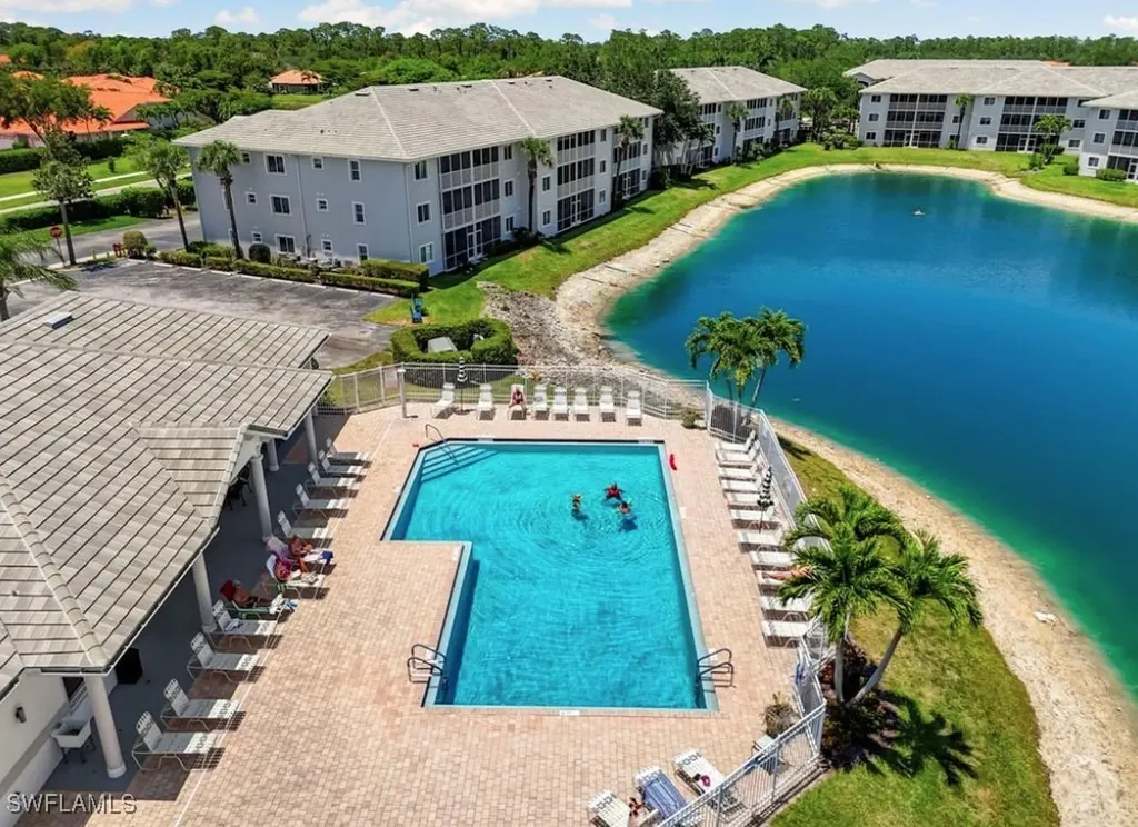 7818 Great Heron Way Naples FL 34104