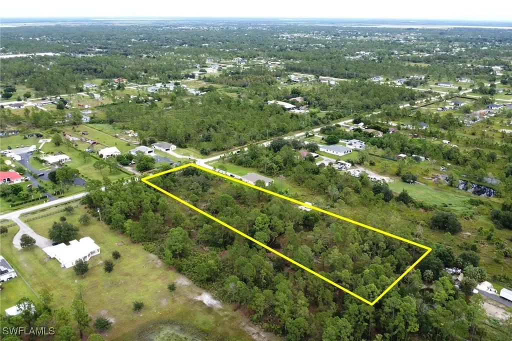 Xxxx 54th Avenue NE Naples FL 34120