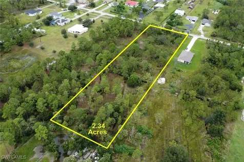 XXXX 54TH Avenue NE Naples FL 34120