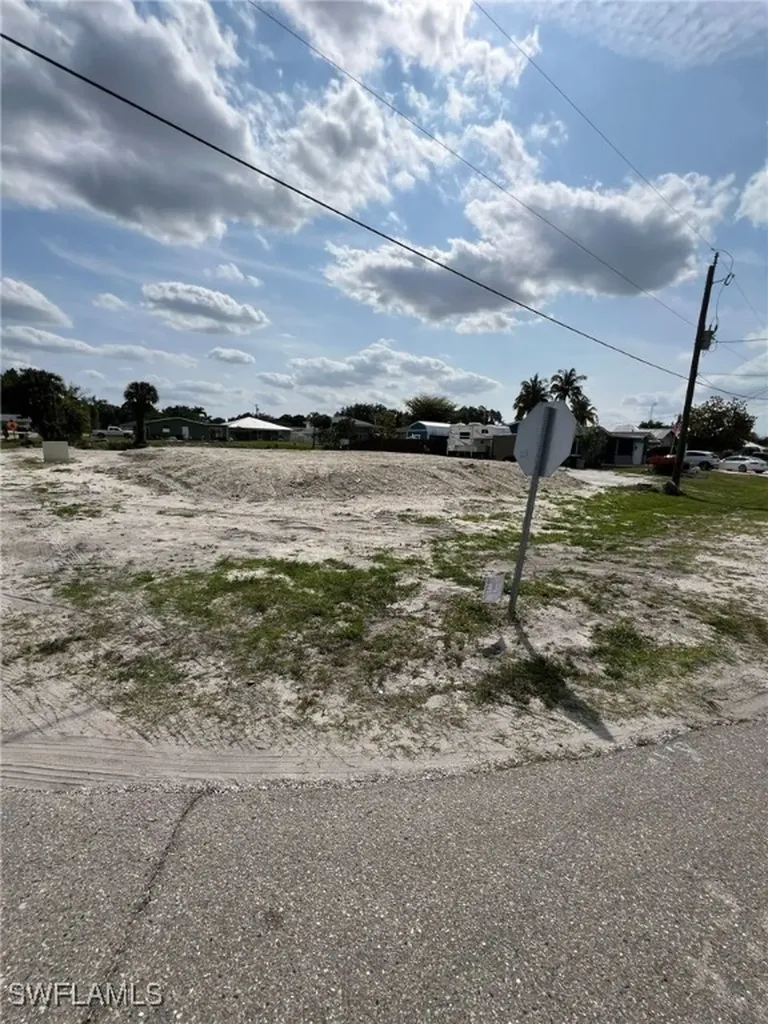 13545 Marquette Boulevard Fort Myers FL 33905