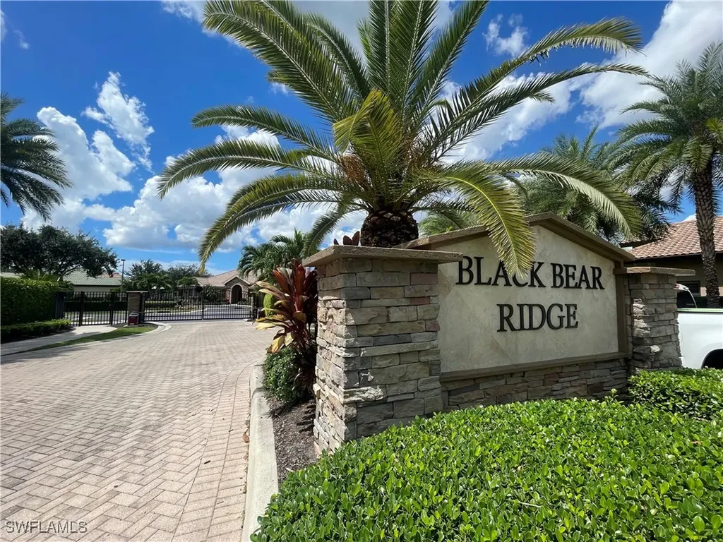 7302 Acorn Way Naples FL 34119
