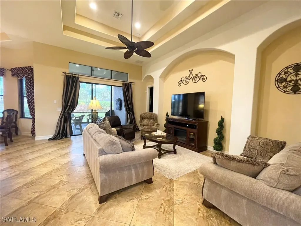 7302 Acorn Way Naples FL 34119