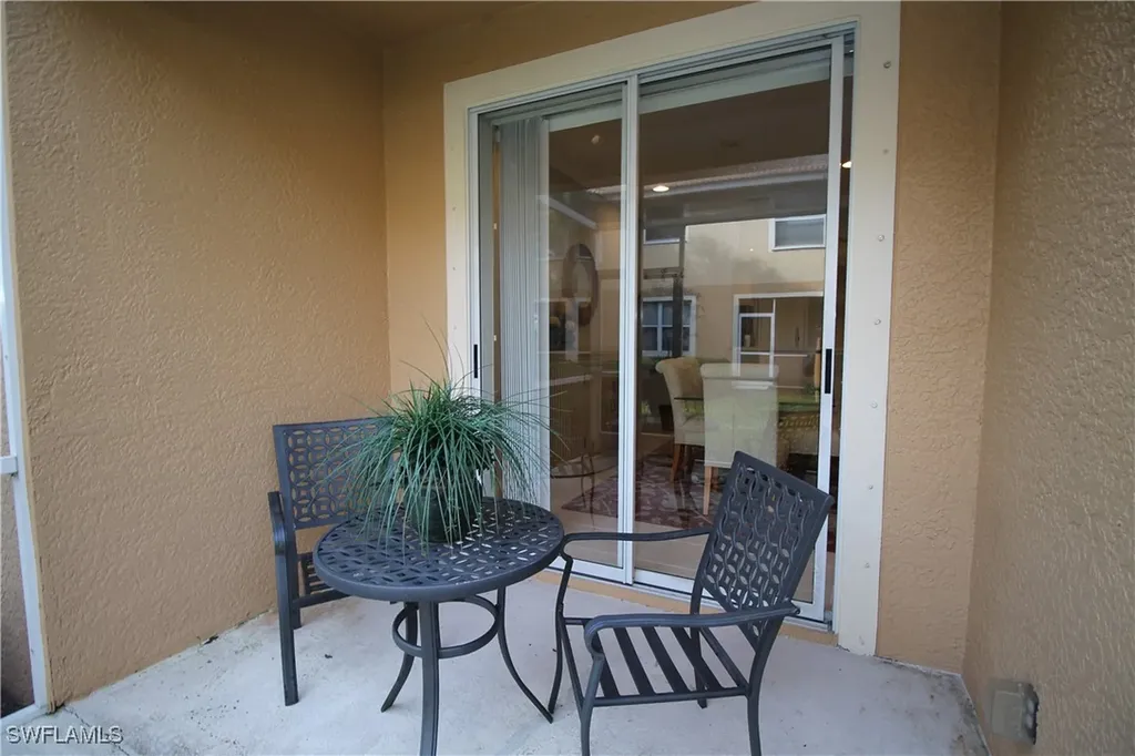 9802 Foxhall Way Estero FL 33928