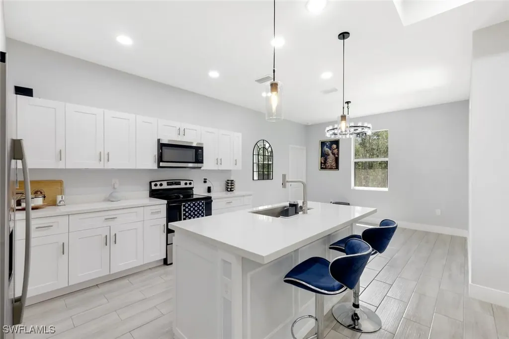 506 Rogue Street Lehigh Acres FL 33974