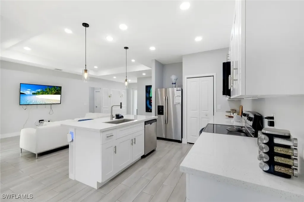 506 Rogue Street Lehigh Acres FL 33974