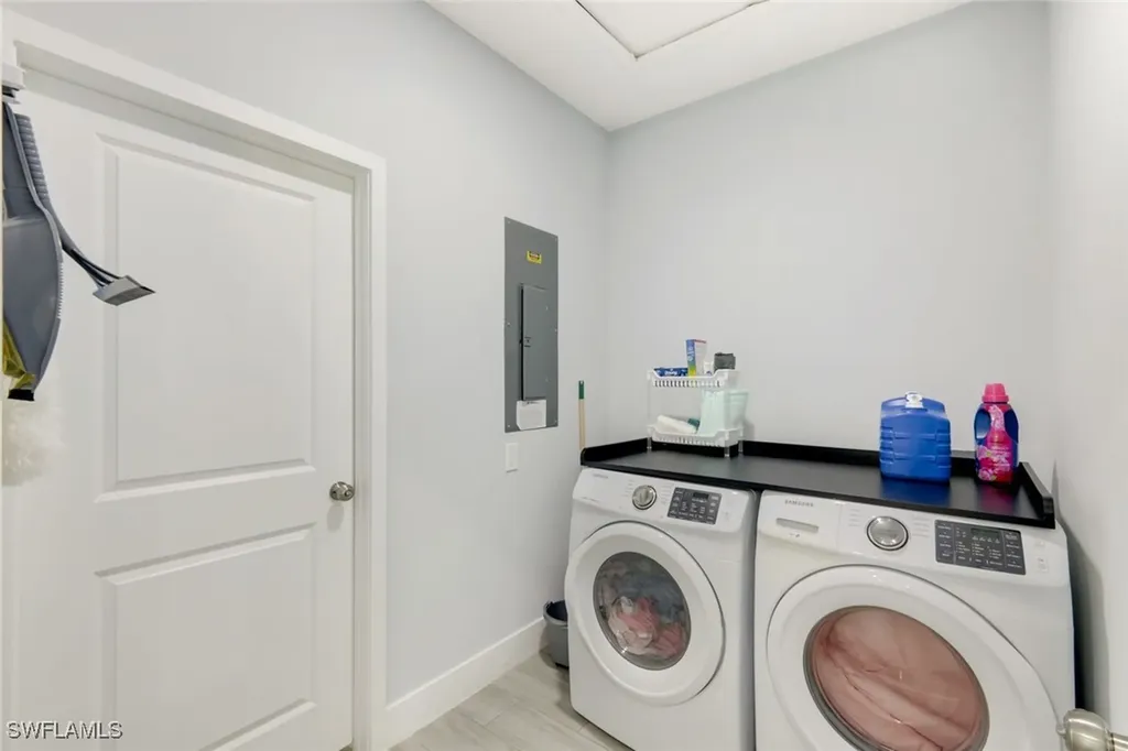 506 Rogue Street Lehigh Acres FL 33974
