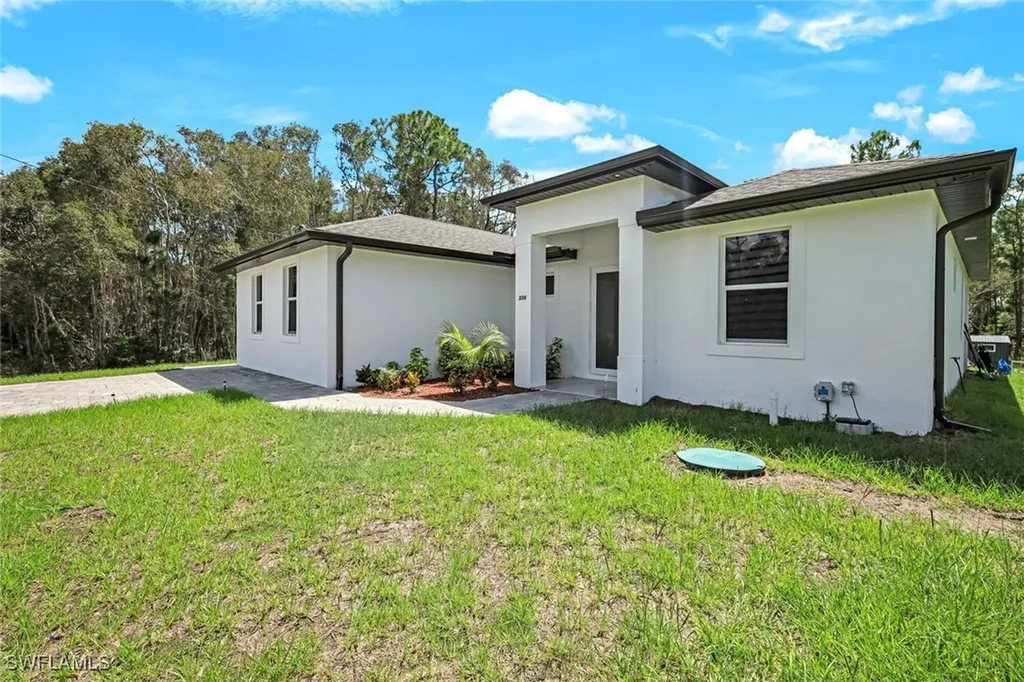 506 Rogue Street Lehigh Acres FL 33974