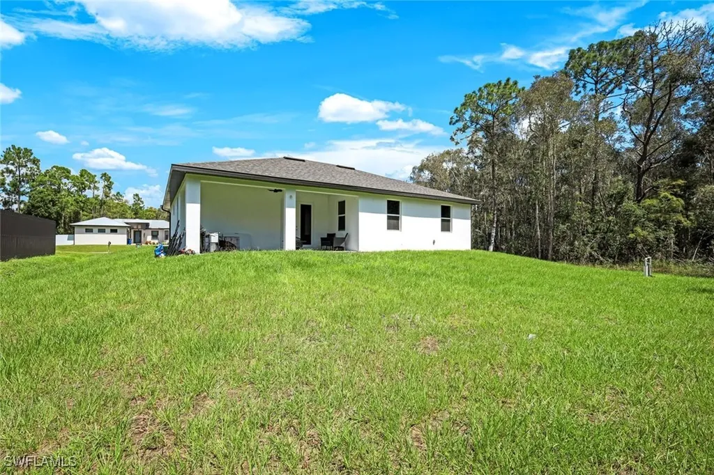506 Rogue Street Lehigh Acres FL 33974