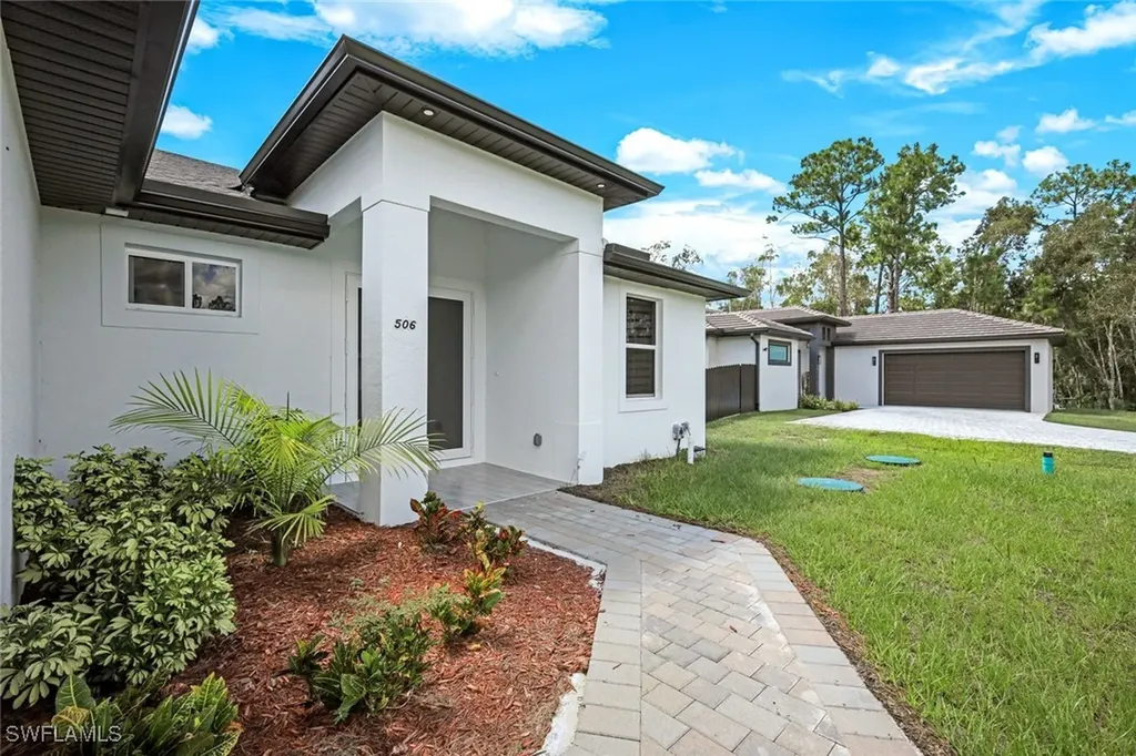 506 Rogue Street Lehigh Acres FL 33974