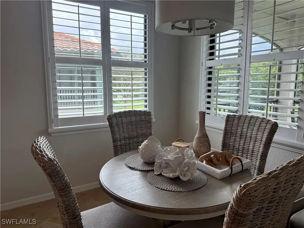 9498 Napoli Lane Naples FL 34113