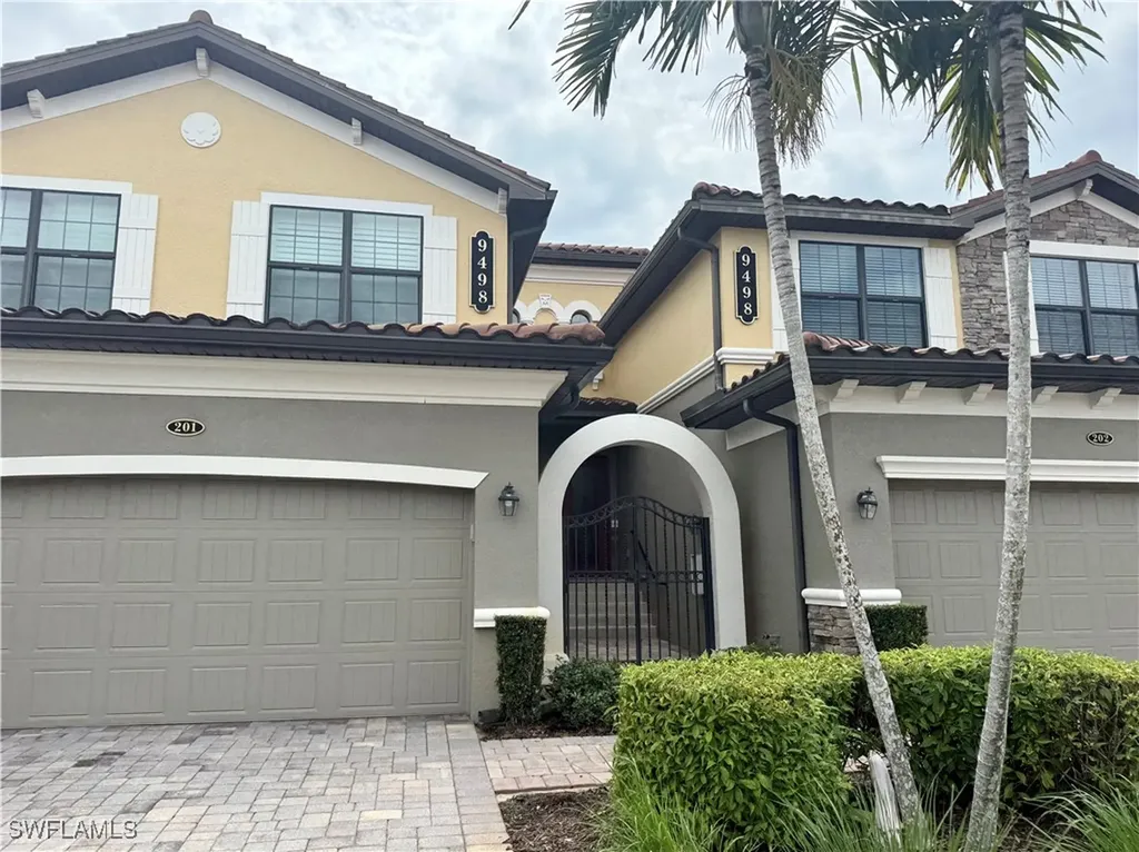 9498 Napoli Lane Naples FL 34113