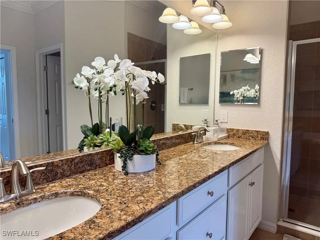 9498 Napoli Lane Naples FL 34113