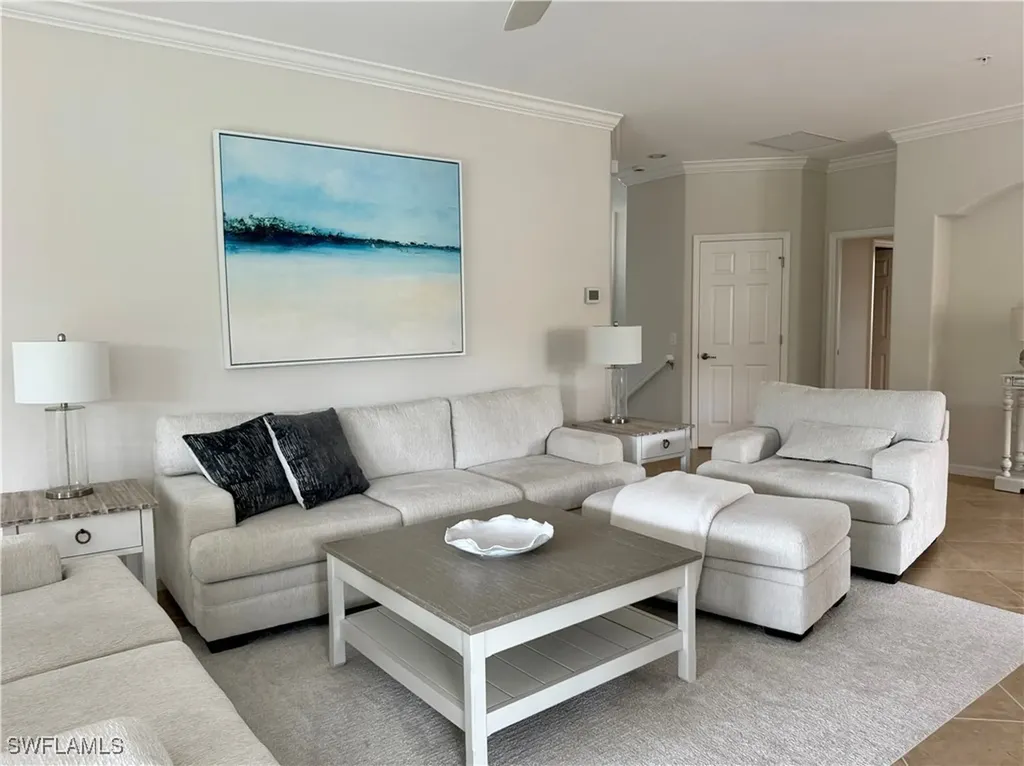 9498 Napoli Lane Naples FL 34113