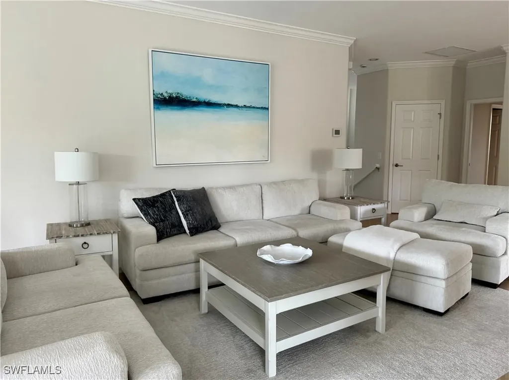 9498 Napoli Lane Naples FL 34113