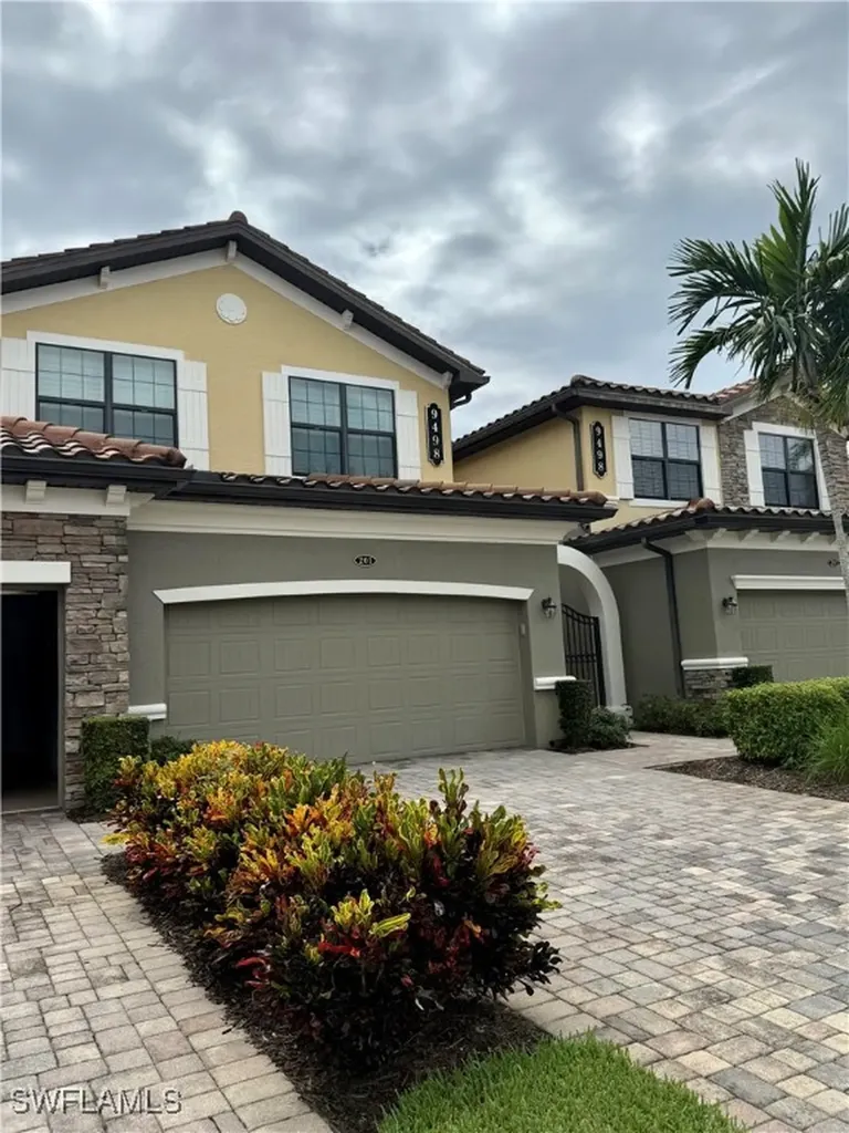 9498 Napoli Lane Naples FL 34113