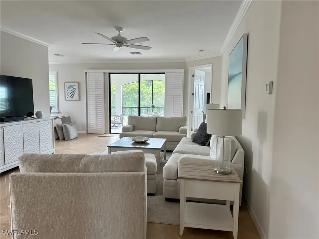 9498 Napoli Lane Naples FL 34113