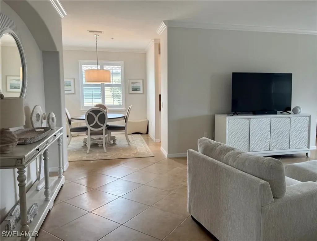 9498 Napoli Lane Naples FL 34113