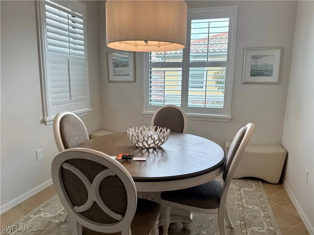 9498 Napoli Lane Naples FL 34113