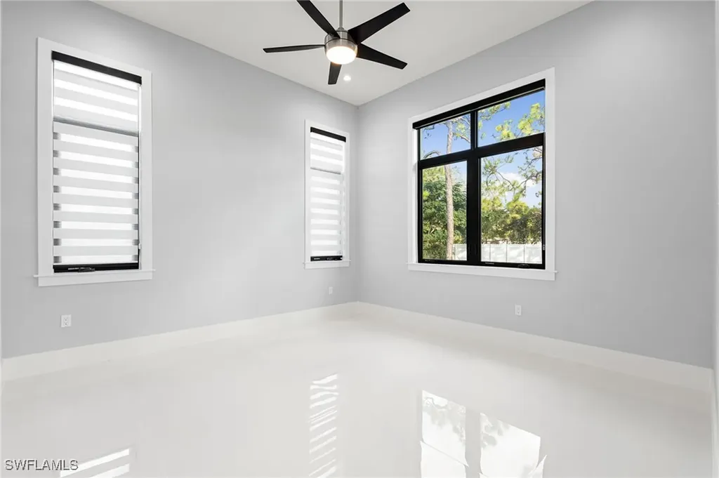10 Caribbean Road Naples FL 34108