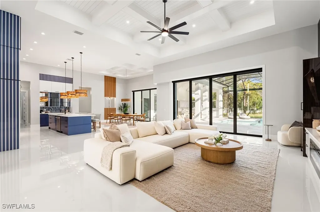 10 Caribbean Road Naples FL 34108