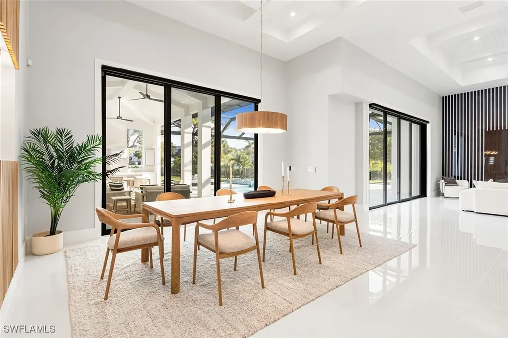10 Caribbean Road Naples FL 34108