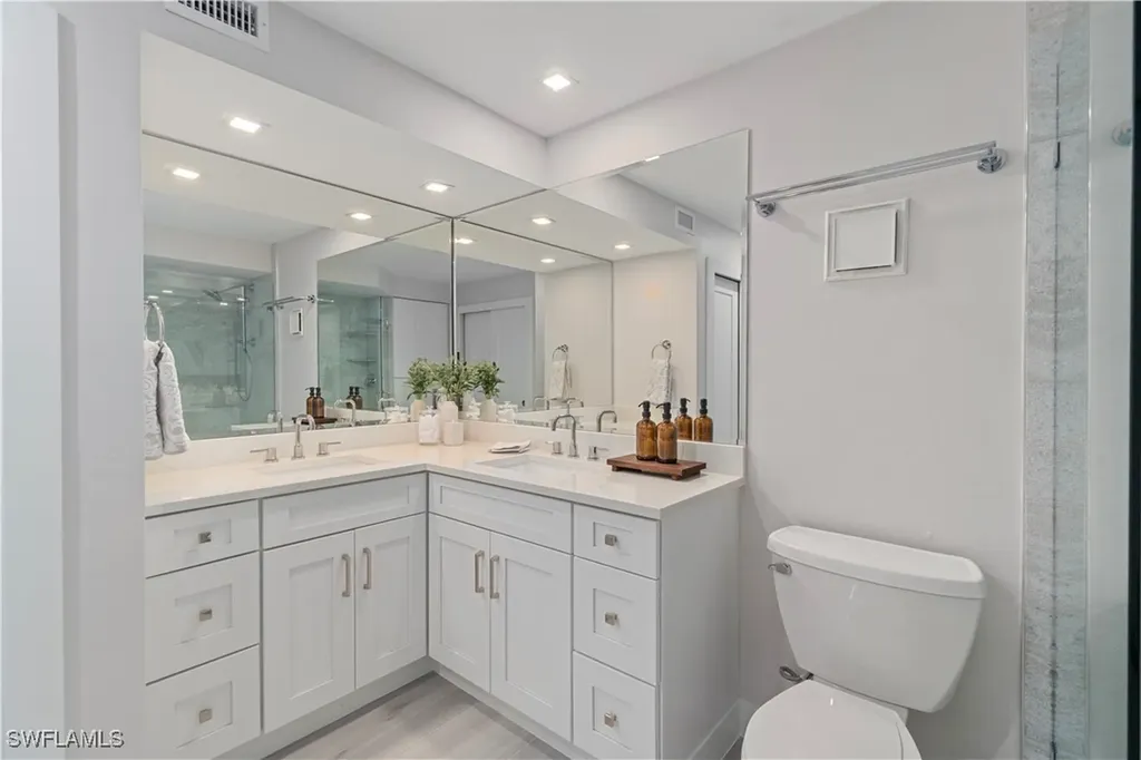 25870 Hickory Boulevard Bonita Springs FL 34134