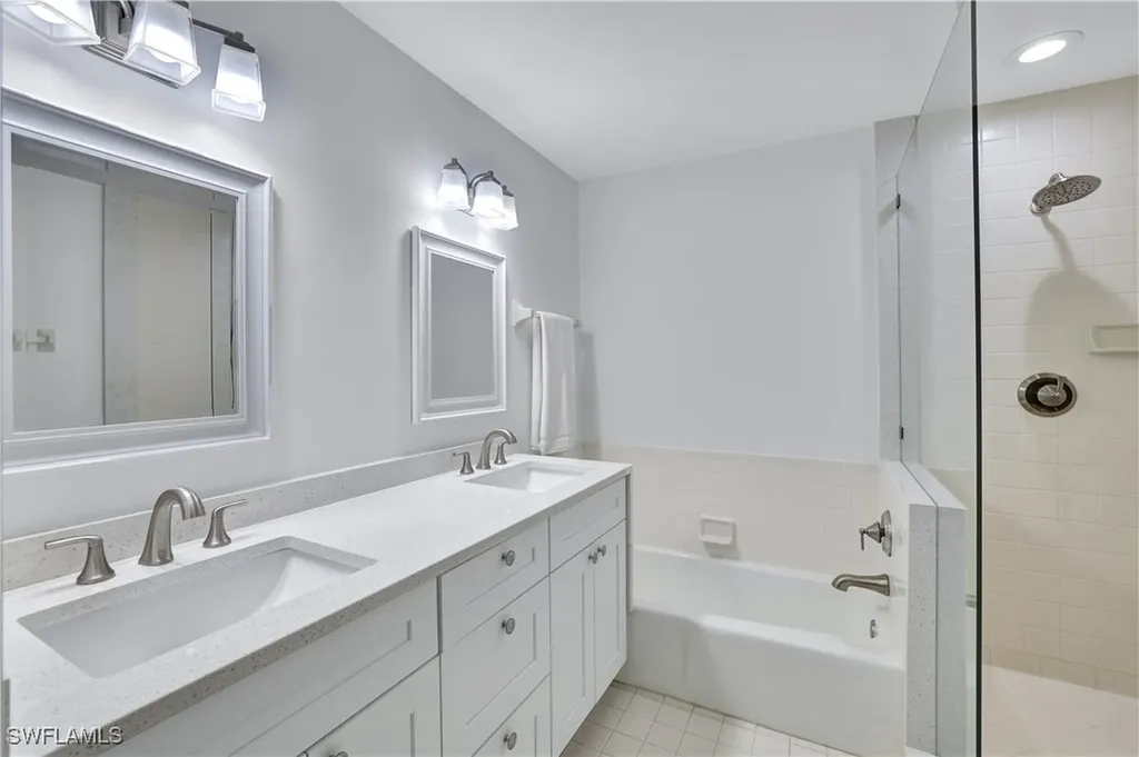 5895 Chanteclair Drive Naples FL 34108