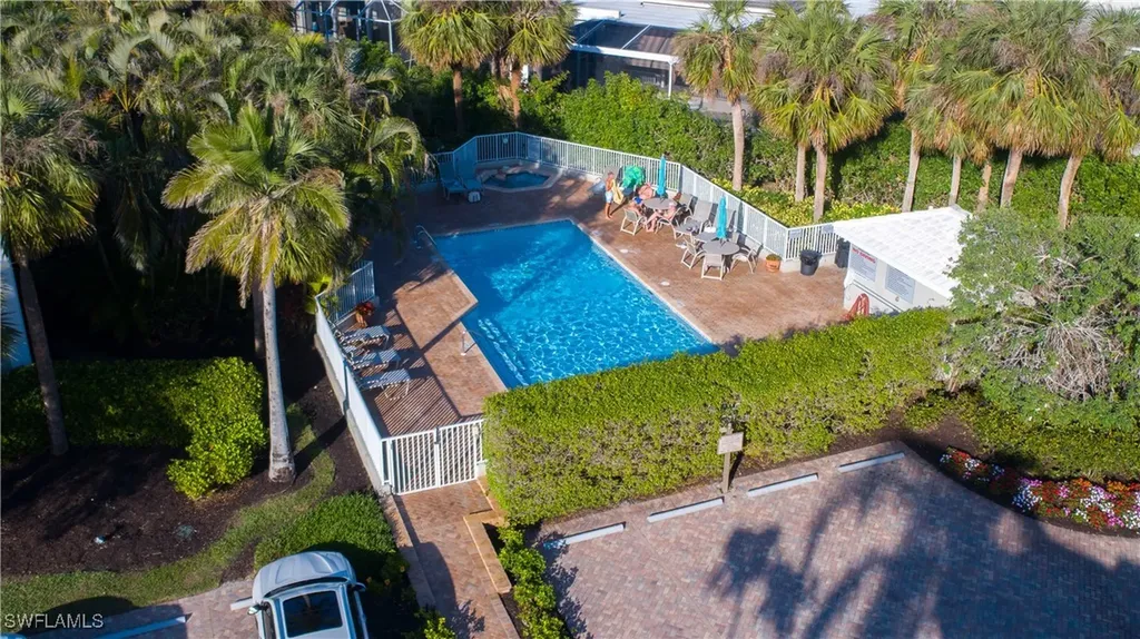 5895 Chanteclair Drive Naples FL 34108