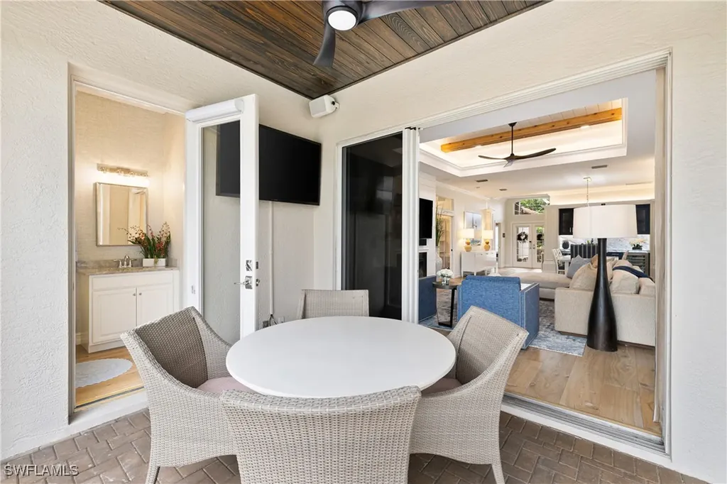 6064 Fairway Court Naples FL 34110