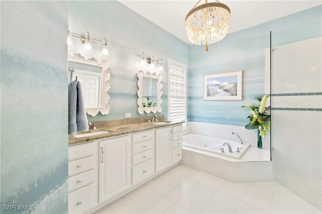 6064 Fairway Court Naples FL 34110