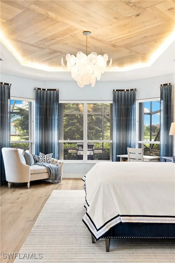 6064 Fairway Court Naples FL 34110