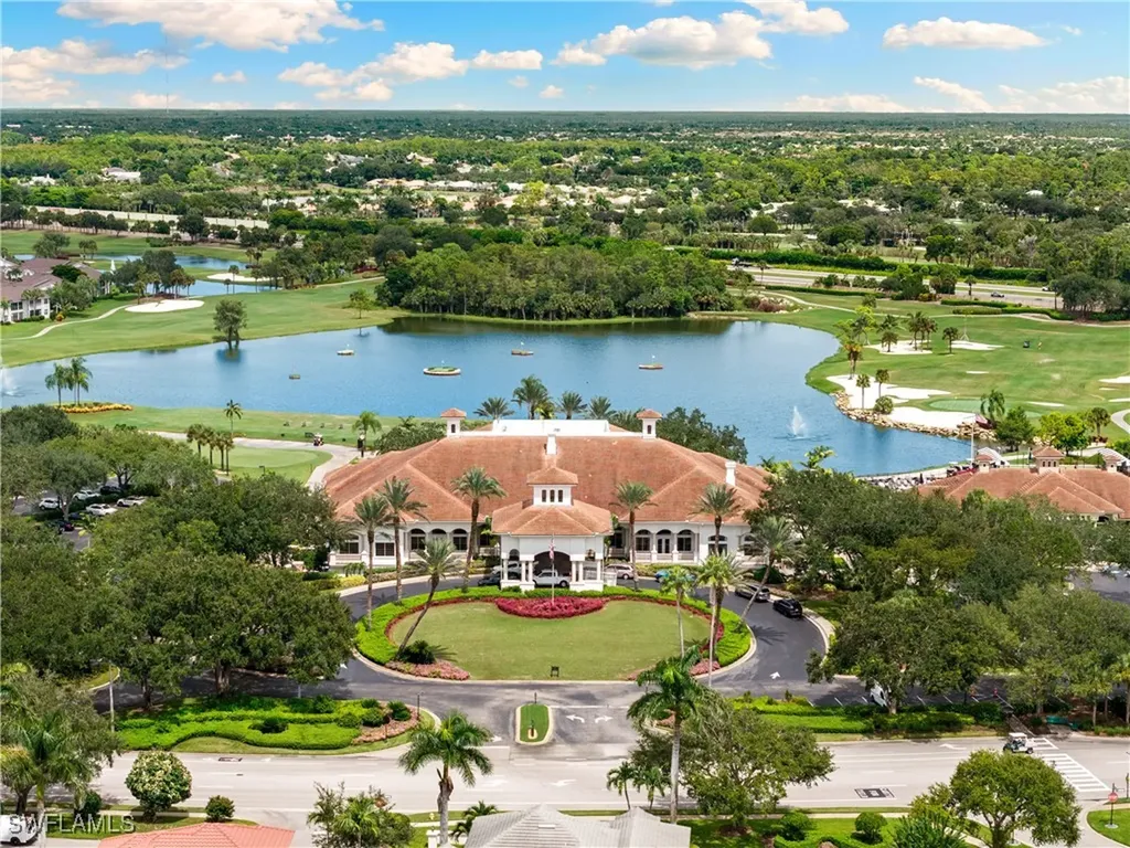 6064 Fairway Court Naples FL 34110