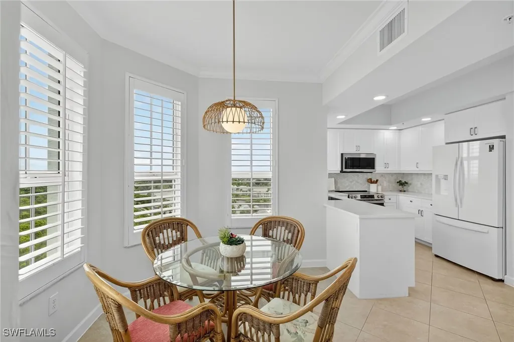 325 Dunes Boulevard Naples FL 34110