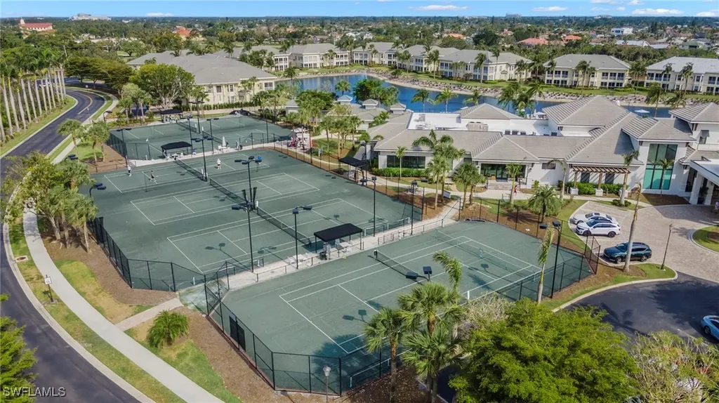 325 Dunes Boulevard Naples FL 34110