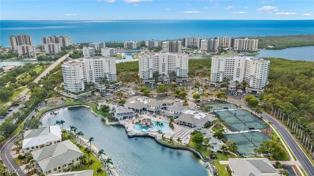 325 Dunes Boulevard Naples FL 34110