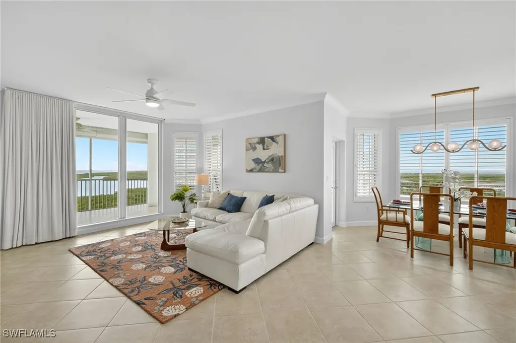 325 Dunes Boulevard Naples FL 34110