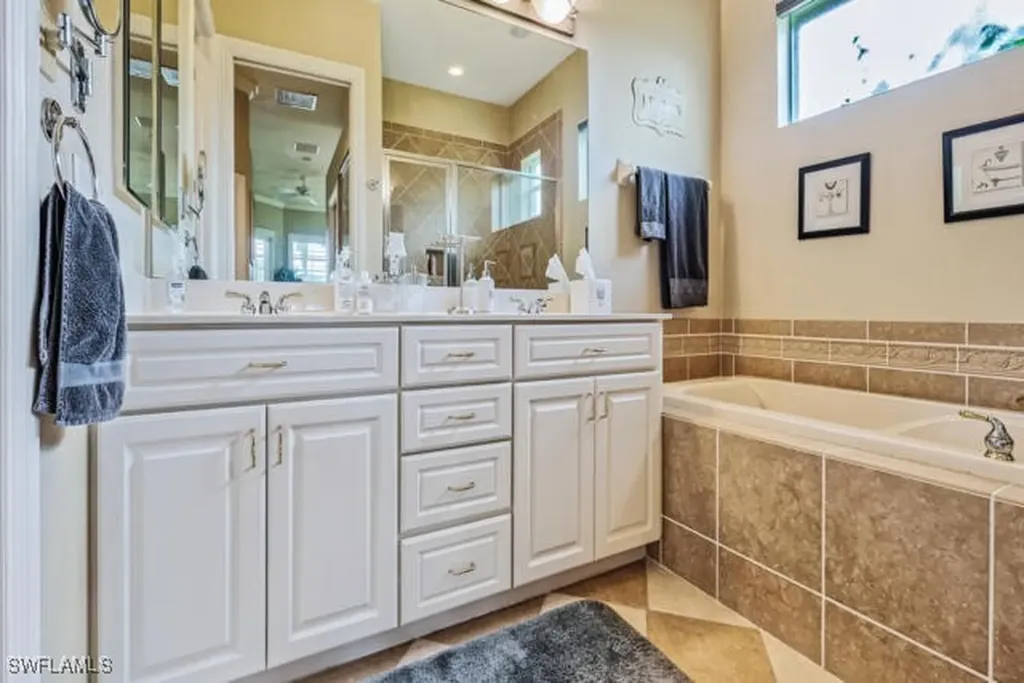 6971 Amen Corner Court Naples FL 34113