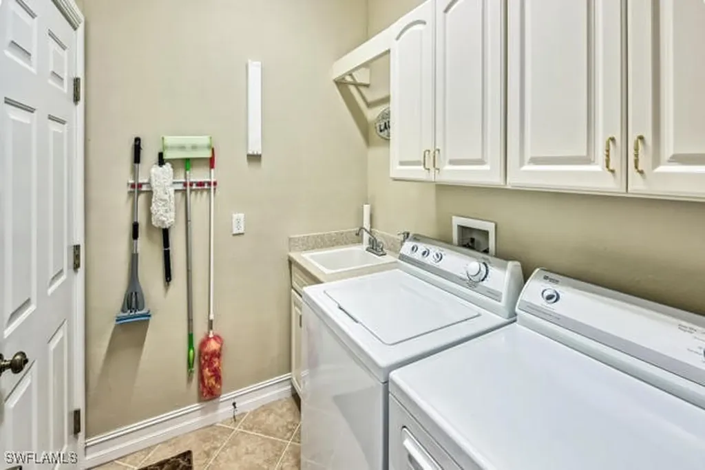 6971 Amen Corner Court Naples FL 34113