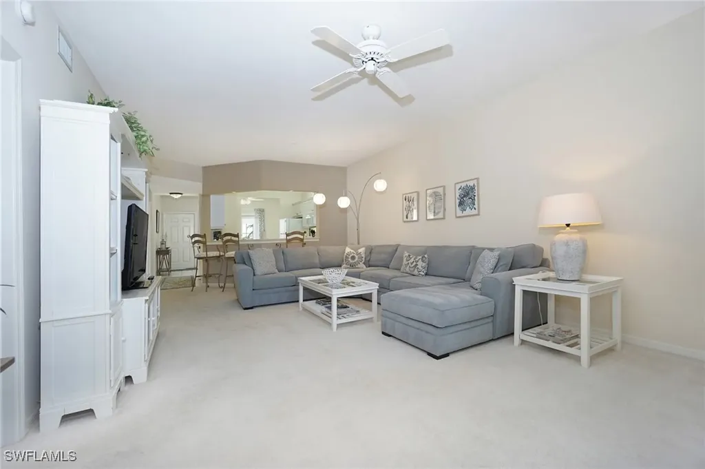 853 Tanbark Drive Naples FL 34108