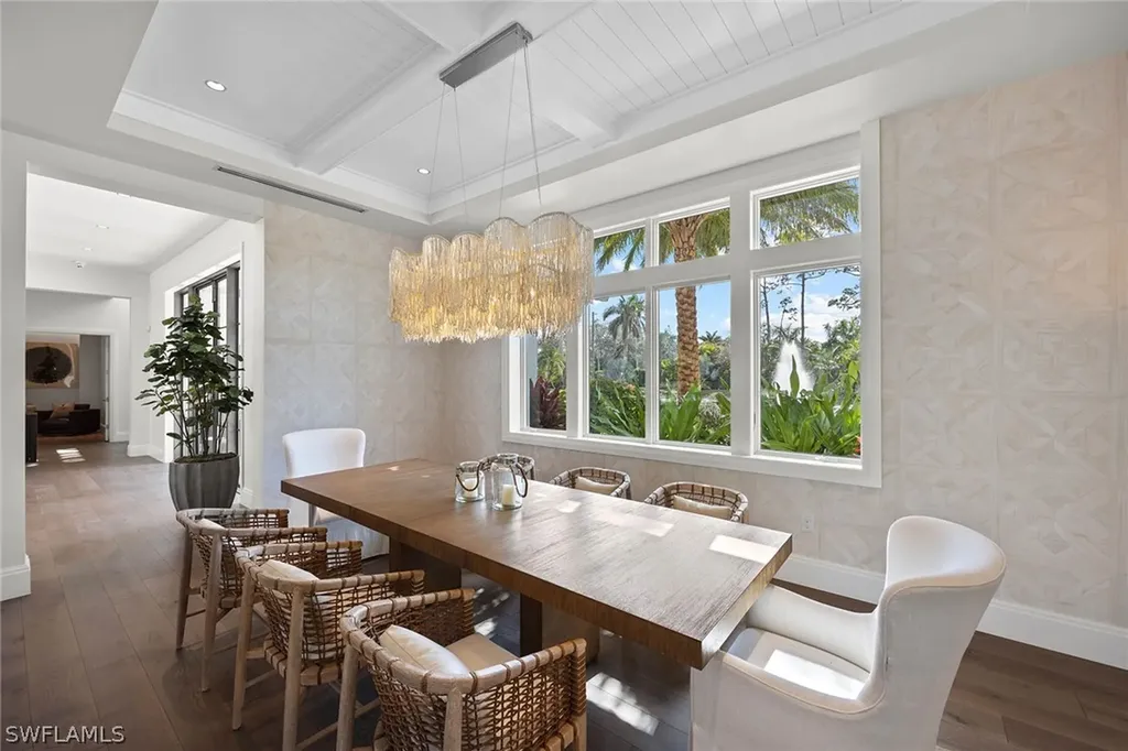 175 Center Street Naples FL 34108