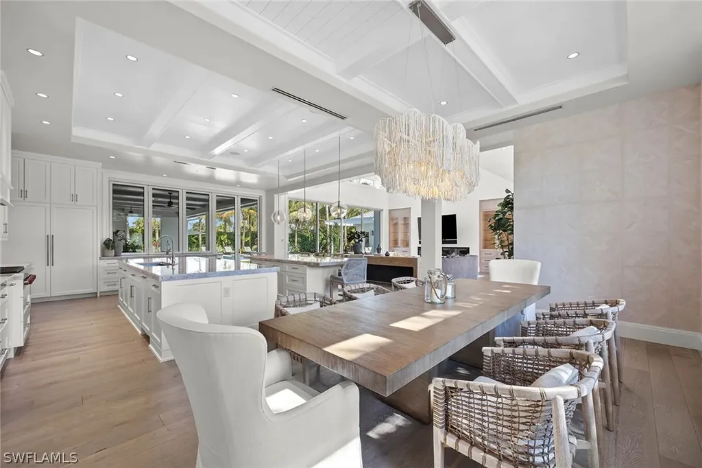 175 Center Street Naples FL 34108