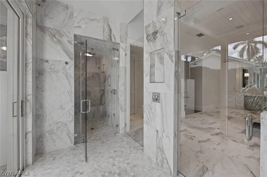 175 Center Street Naples FL 34108